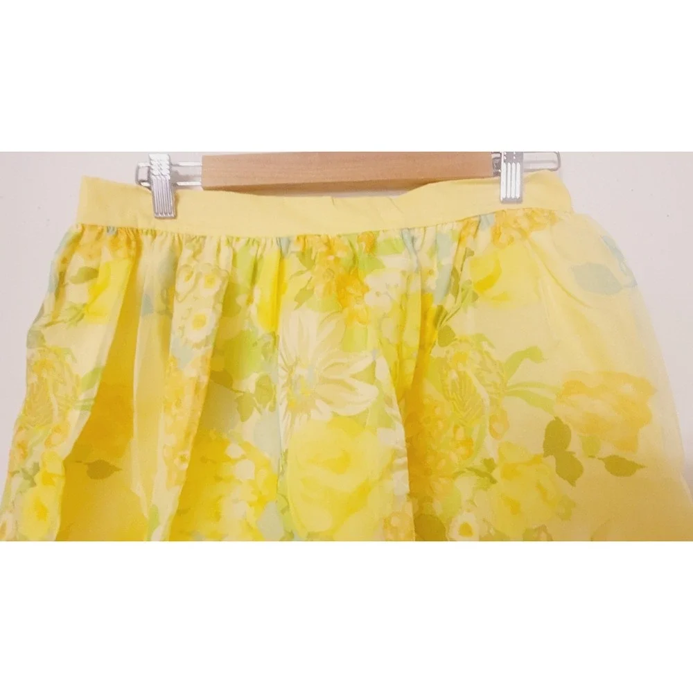 Vintage 60s 70s Round Lace Tablecloth & Apron Daisies Yellow Green White Retro‎